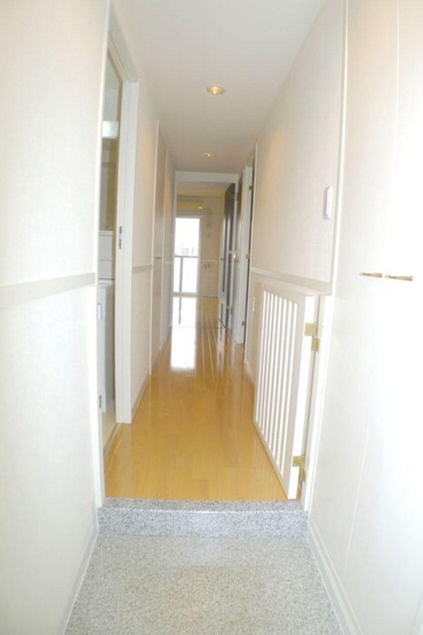 廊下 アム－ル参番館