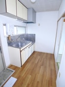 キッチン サンホワイトＫ
