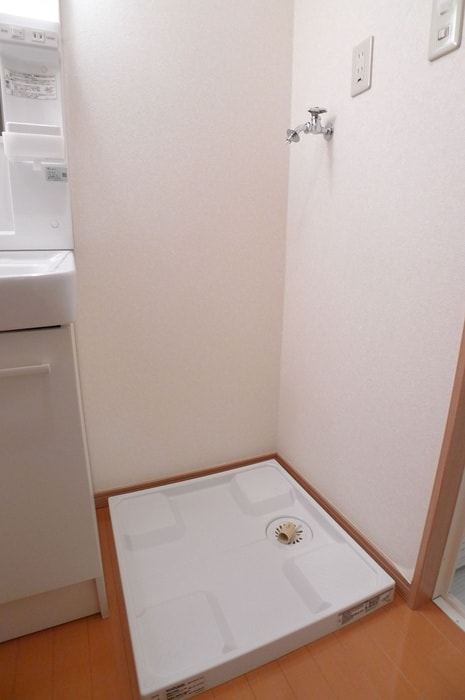 洗濯機置場 プラバーハイツ