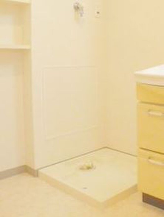 洗濯機置場 ロイヤルヒルズ浦和