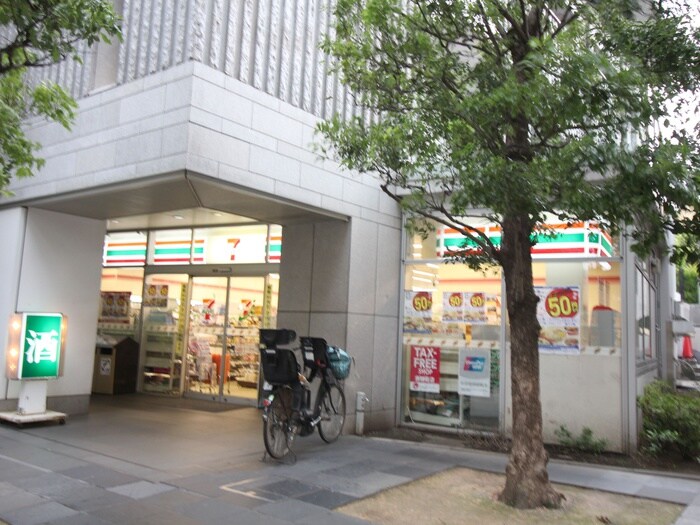 セブンイレブン十二社店(コンビニ)まで165m クオーレ西新宿