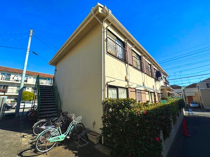 エントランス部分 ハイツ　ノン