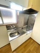 キッチン 利久ハイツ