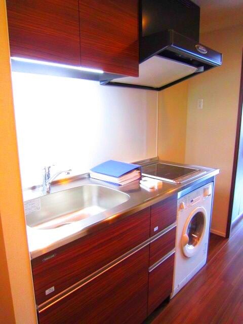 キッチン コンフォリア東中野ＤＥＵＸ