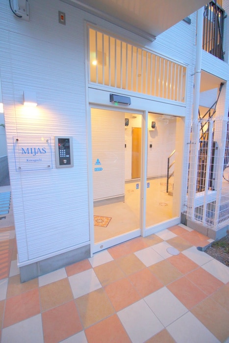 エントランス部分 ＭＩＪＡＳ　ＫＡＷＡＧＵＣＨＩ
