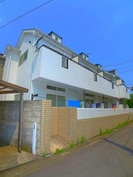 パレス草加の外観