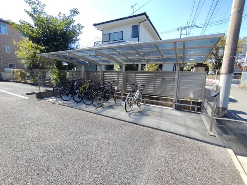 駐輪場 メルベーユ