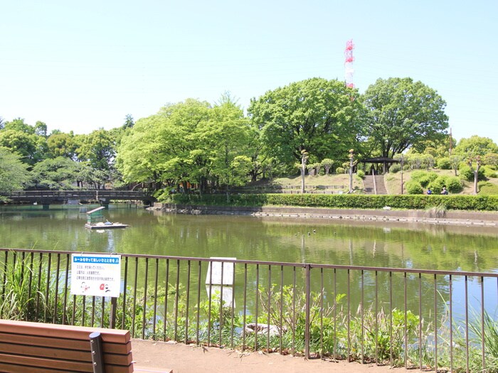 鹿沼公園(公園)まで728m メルベーユ