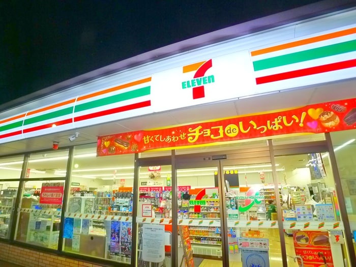 セブンイレブン(コンビニ)まで100m 東京ＢＡＹ　ＭＡＫＵＨＡＲＩ