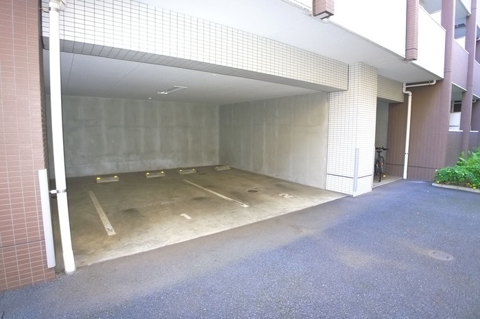 駐車場 ビンシスタ－レット