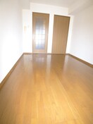 居室 クリエイティブ１２