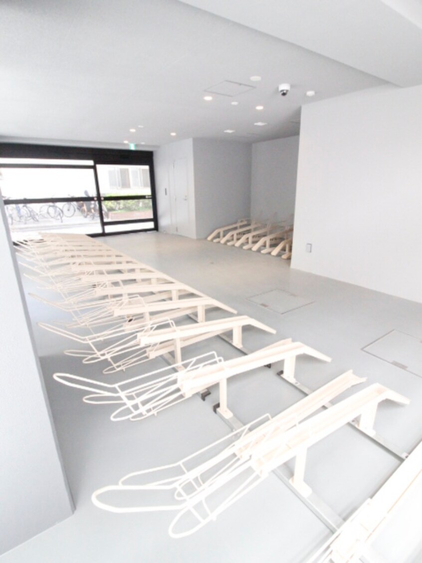 駐輪場 クレストコート門前仲町