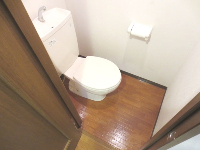 トイレ 本郷エイジュ