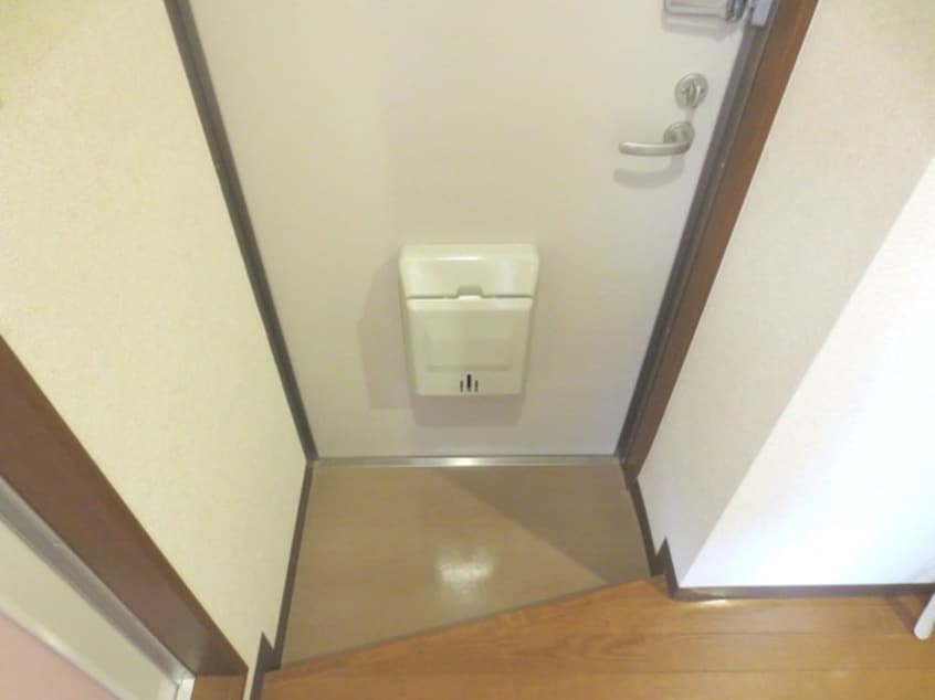 玄関 本郷エイジュ