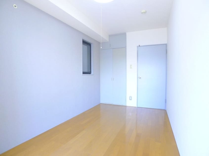 居室 ケン・フラット