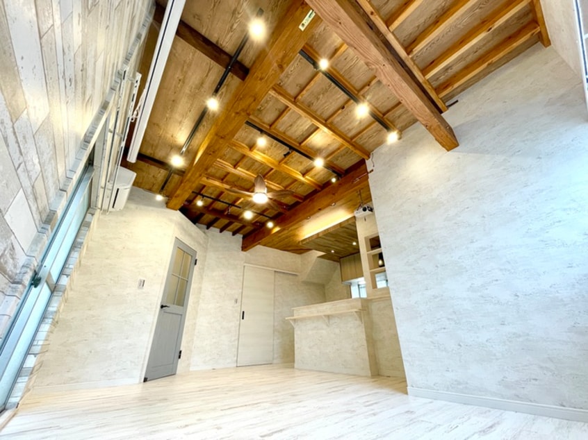 居室 ハワイアンシアター古民家　羽村