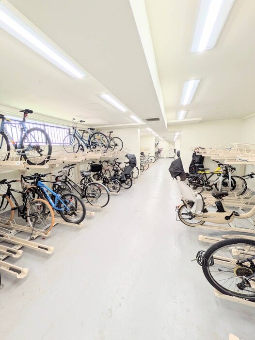 駐輪場 URBANLINK護国寺