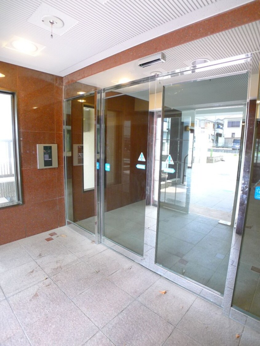 エントランス部分 アドバンス東習志野