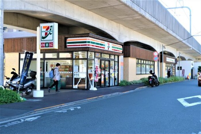 セブンイレブン 国立北3丁目店(コンビニ)まで390m ガーデンハイツ国立