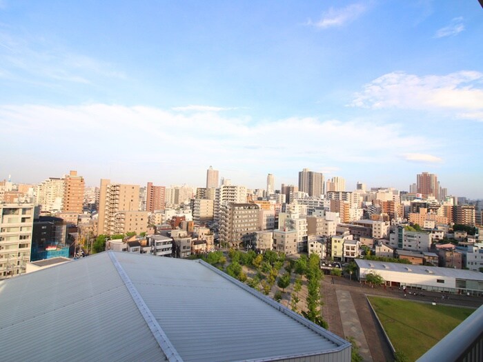 室内からの展望 リボンシティコミュニティ