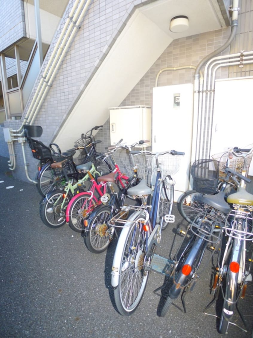 駐輪場 セナリオフォルム船橋
