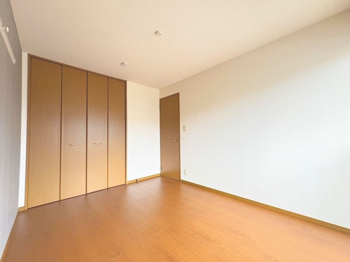 居室 ア－クパレス