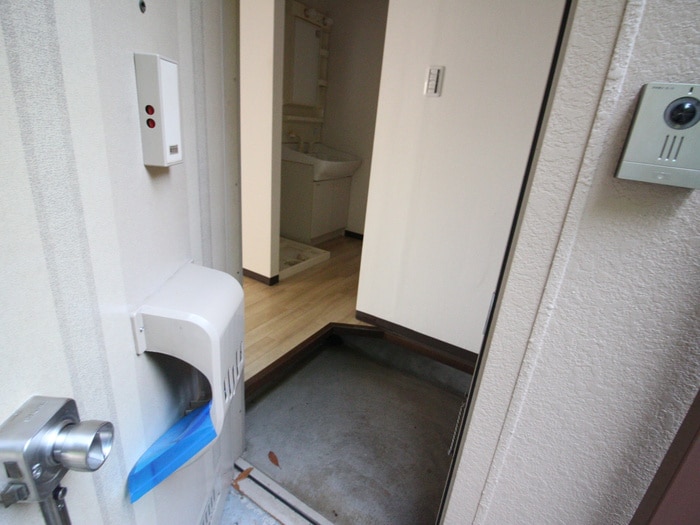 玄関 エクセレンス朝霧