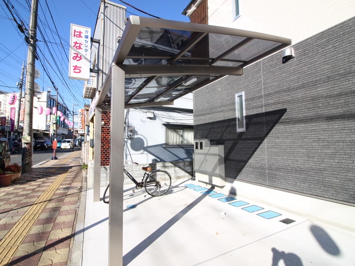 駐輪場 アムールテラス