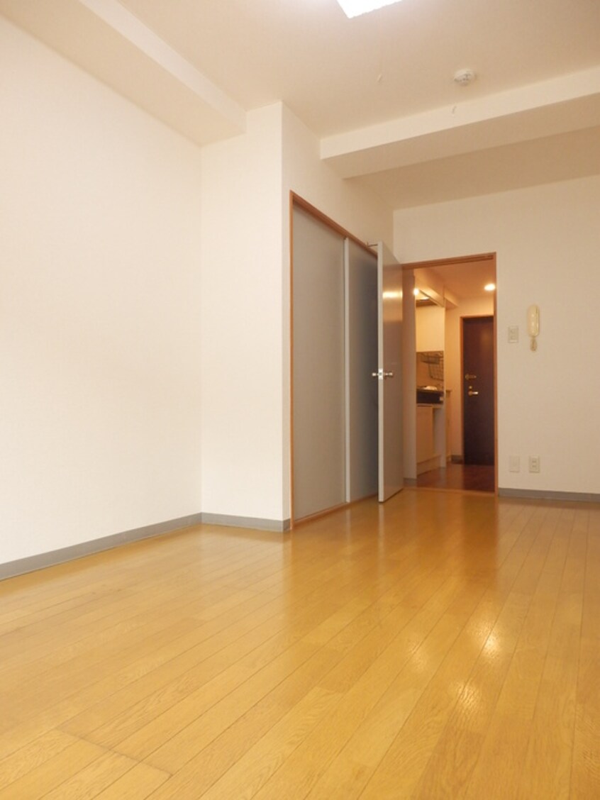 内観写真 ＢＲＵＮ  ＣＨＡＴＥＬ