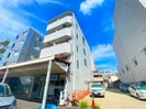中野第２ビルの外観