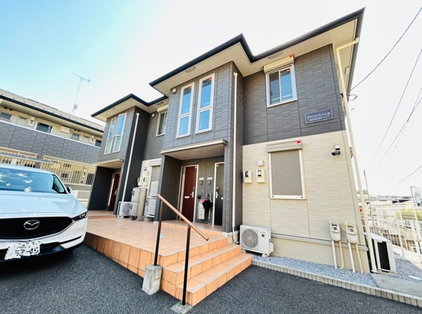 外観写真 グランドソレイユB