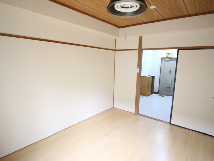 居室 大久保ハイツ