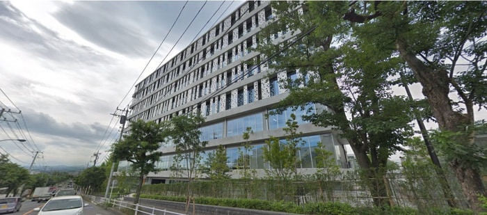 工学院(大学/短大/専門学校)まで362m トリコロール・ピエテ