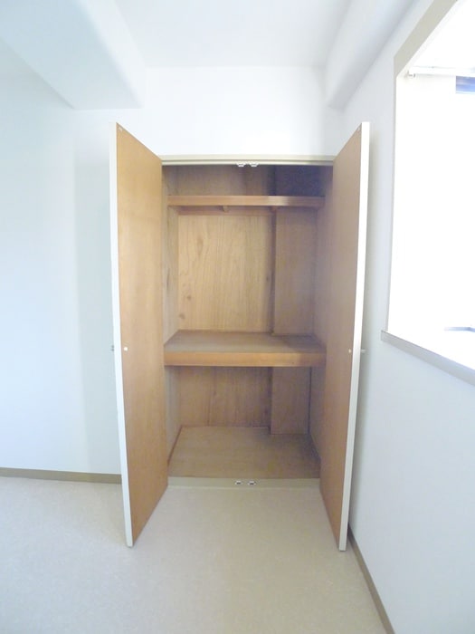 収納 パピヨン行徳