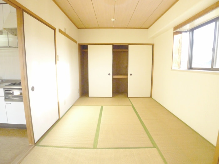 収納 パピヨン行徳