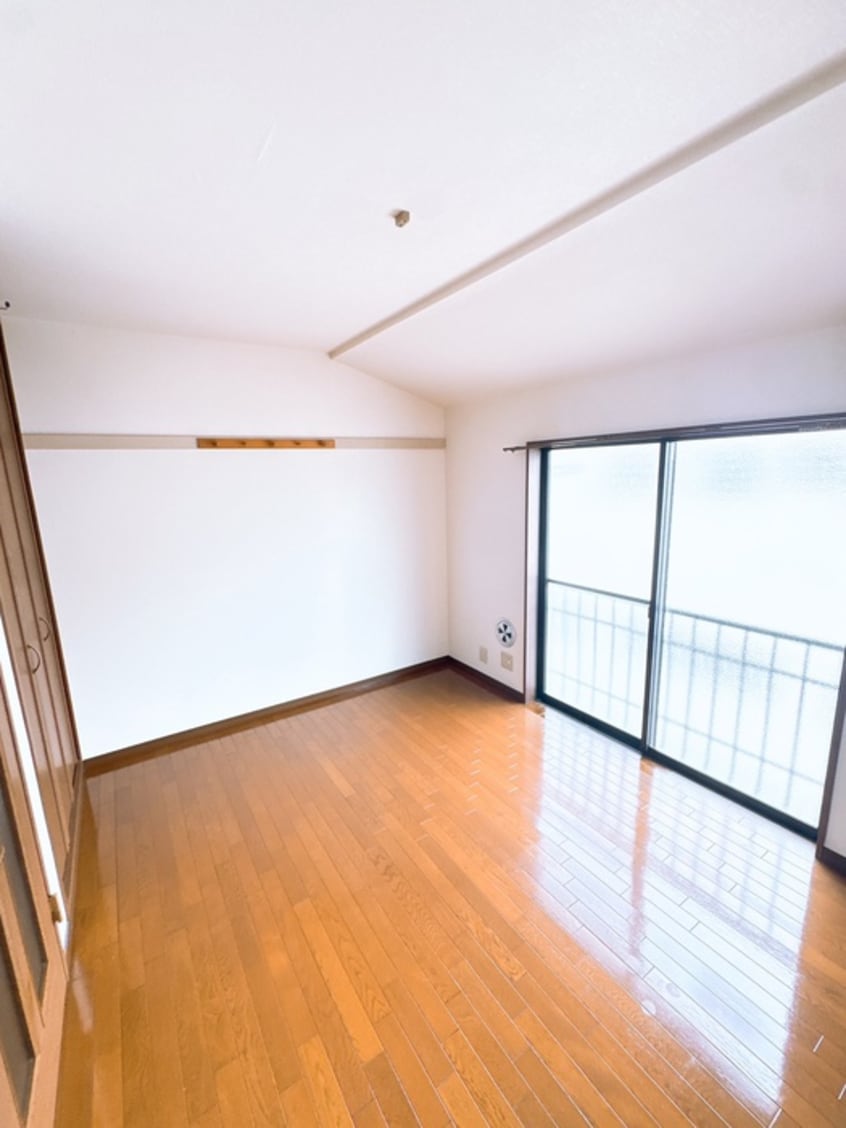 居室 ルミエールアサヒ