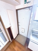 玄関 ルミエールアサヒ