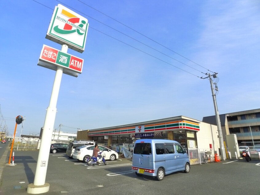 セブンイレブン(コンビニ)まで794m テラスレジデンス船橋夏見