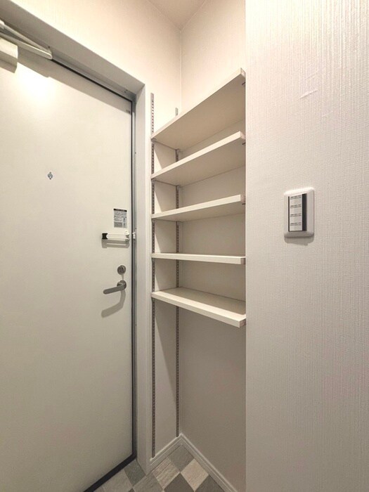 靴箱 メゾンド・アヴェニール亀有