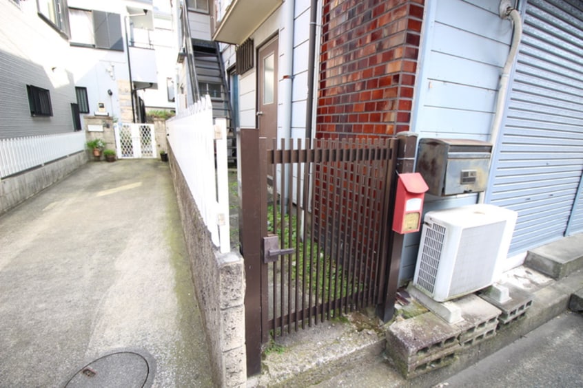エントランス部分 ハイツ斉藤