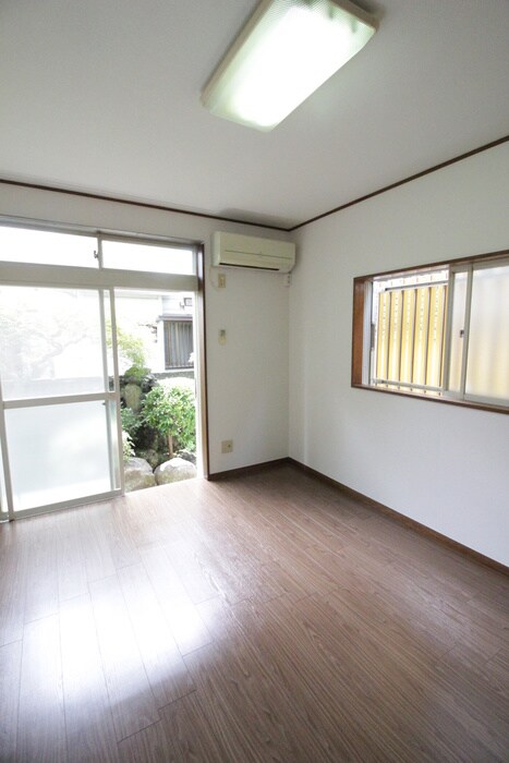 居室 サンラピス壱番館