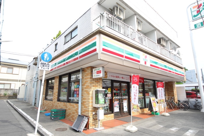 セブンイレブン(コンビニ)まで149m エクリプス練馬