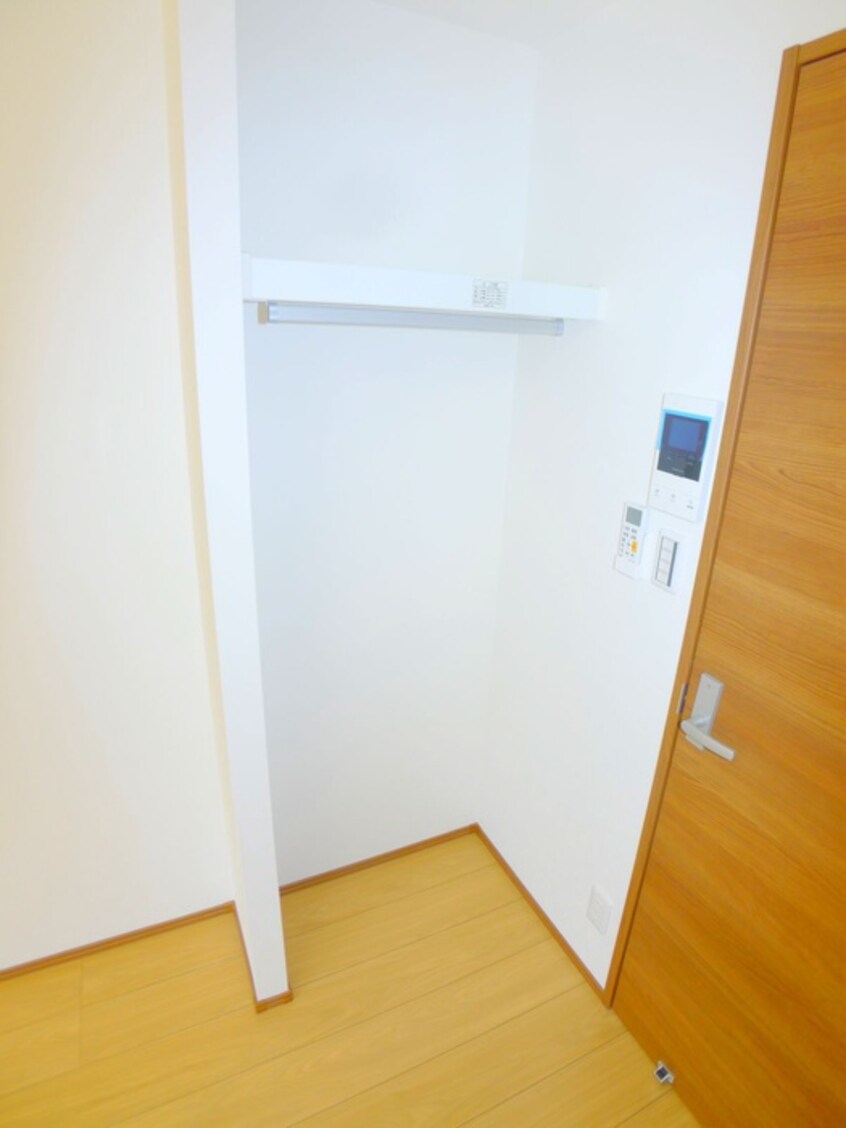 収納 グレイスミロ金町