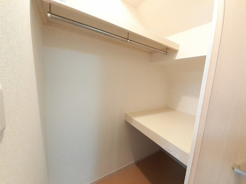 収納 カルムメゾン