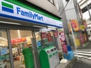 ファミリーマート横浜石川町店(コンビニ)まで350m フォレスタ石川町