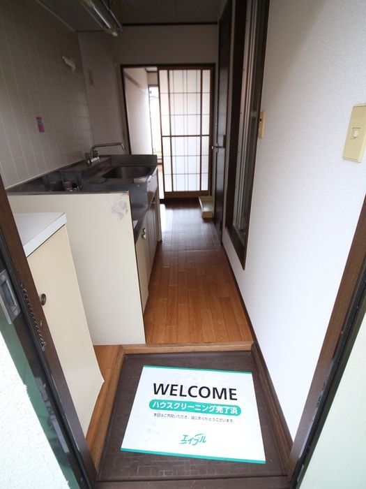 玄関 ベルゾーネ橋本Ⅰ