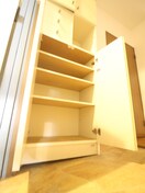 靴箱 リバーコート