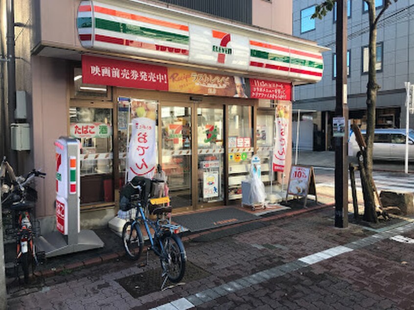 セブンイレブン 大田区美原通り店(コンビニ)まで98m イーストハイム