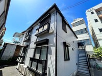 ヴィラ・ヴァーテュ