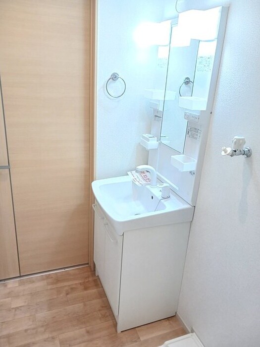 洗面 イリーデ２